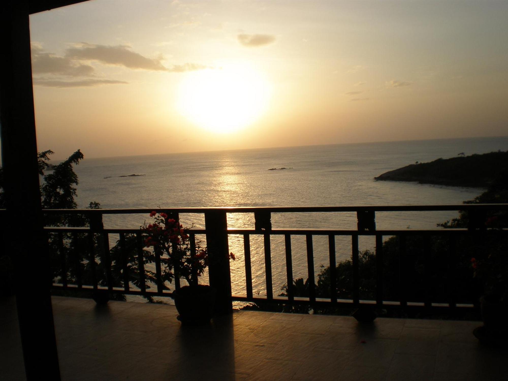 Villa Baan Lom Talay Grand Samui