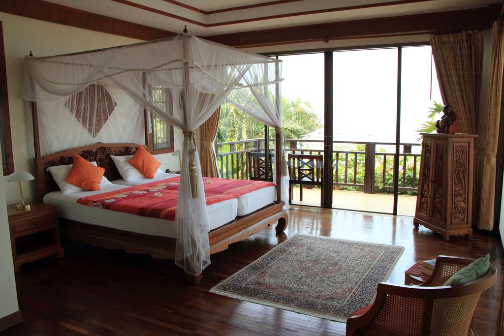 Baan Lom Talay Grand Samui Villa *
